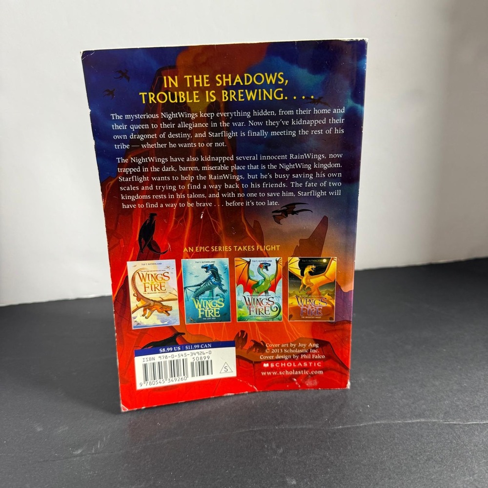 Wings of Fire The Dark Secret Book 4 Tui T Sutherland Paperback Scholastic - Picture 2 of 5